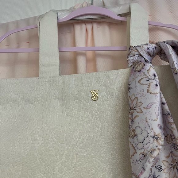 Victoria's Secret Cream Tote Bag with Scarf Accent - Picture 3 of 10